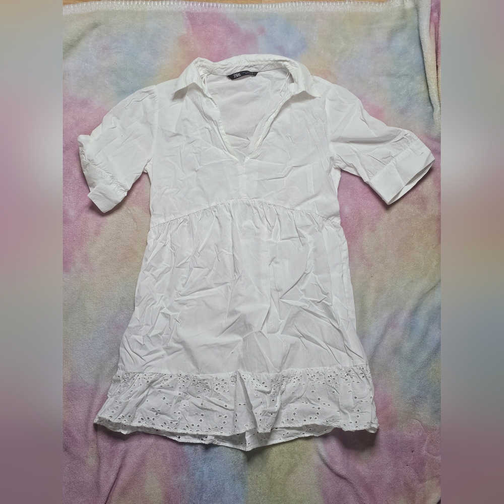 Zara - White Poplin Mini Dress w/ Open Embroidered Bottom - Size M